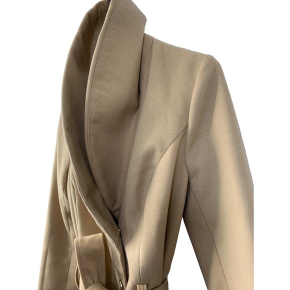 G by Guess Medium Beige Belted Single Breast Overcoat Shawl Collar EUC 6184 - Picture 4 of 13